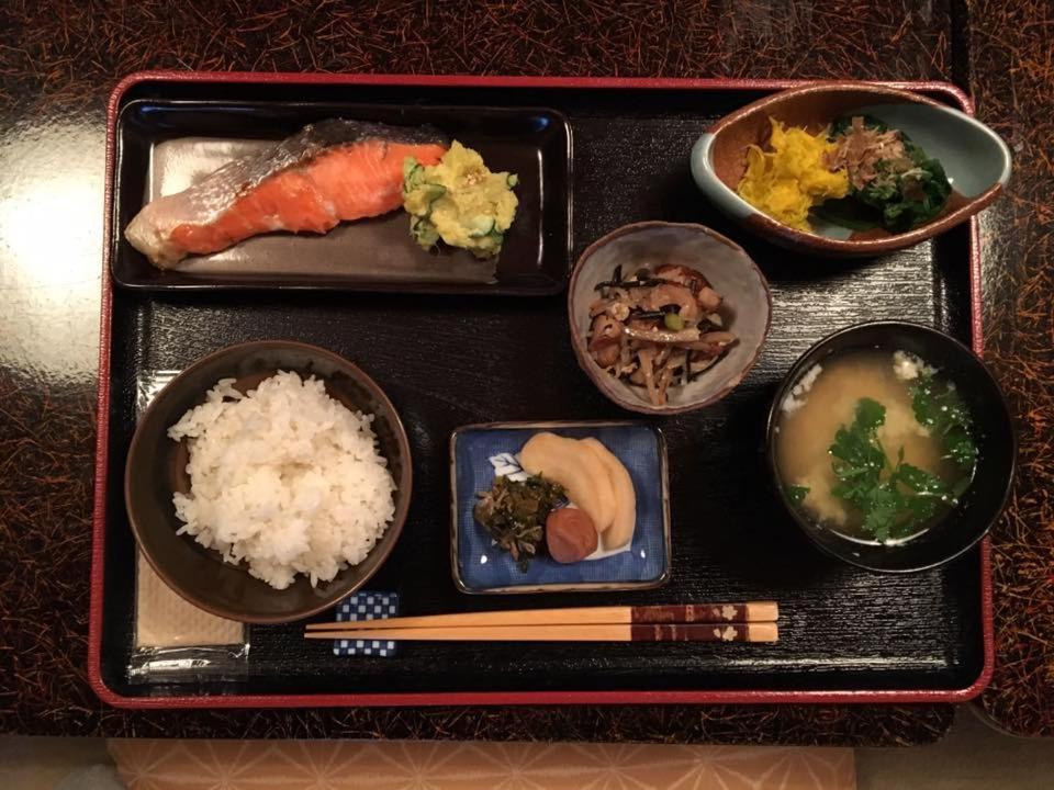 Homestay 農家民宿　里山のカフェ ににぎ *